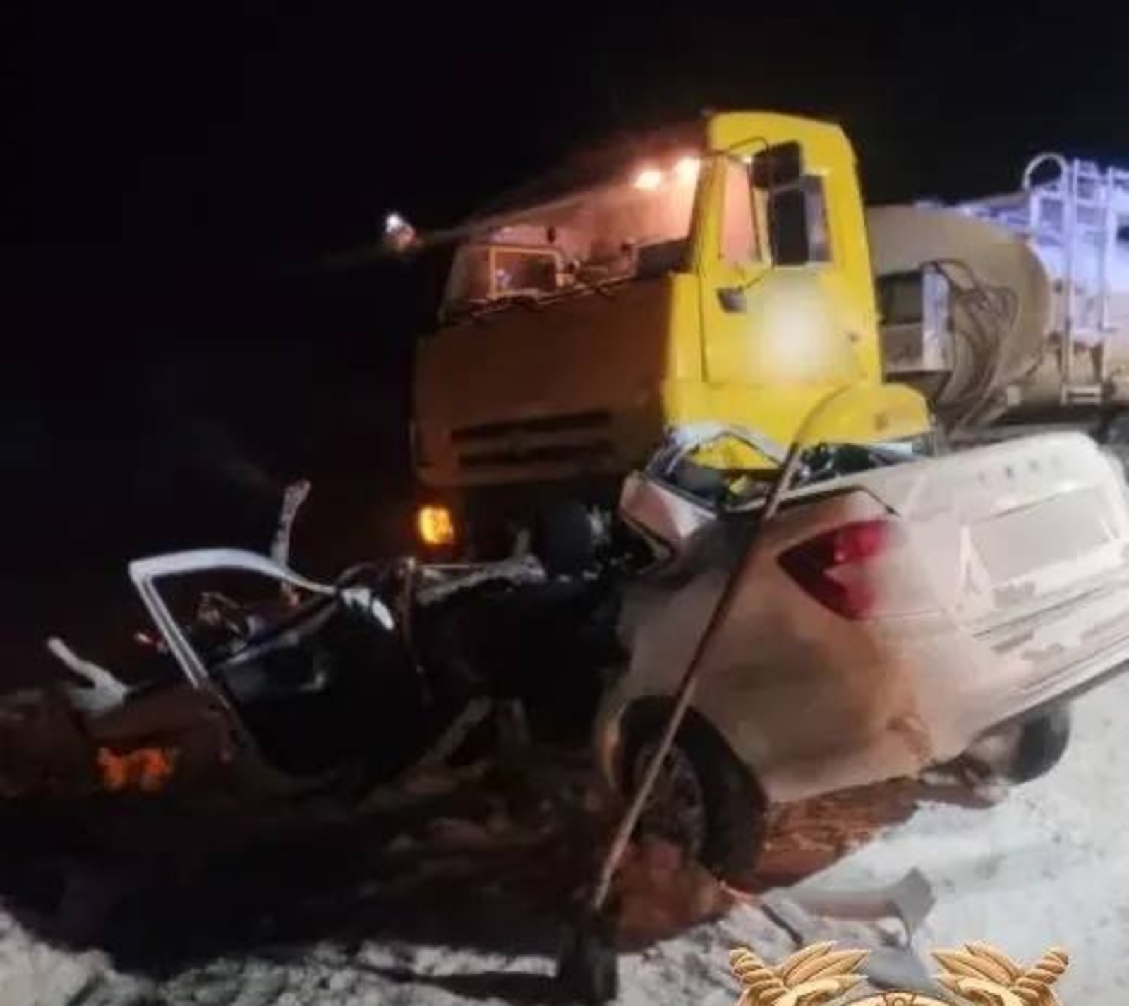 Башҡортостанда КамАЗ менән ҡот осҡос юл фажиғәһендә дүрт кеше һәләк булған