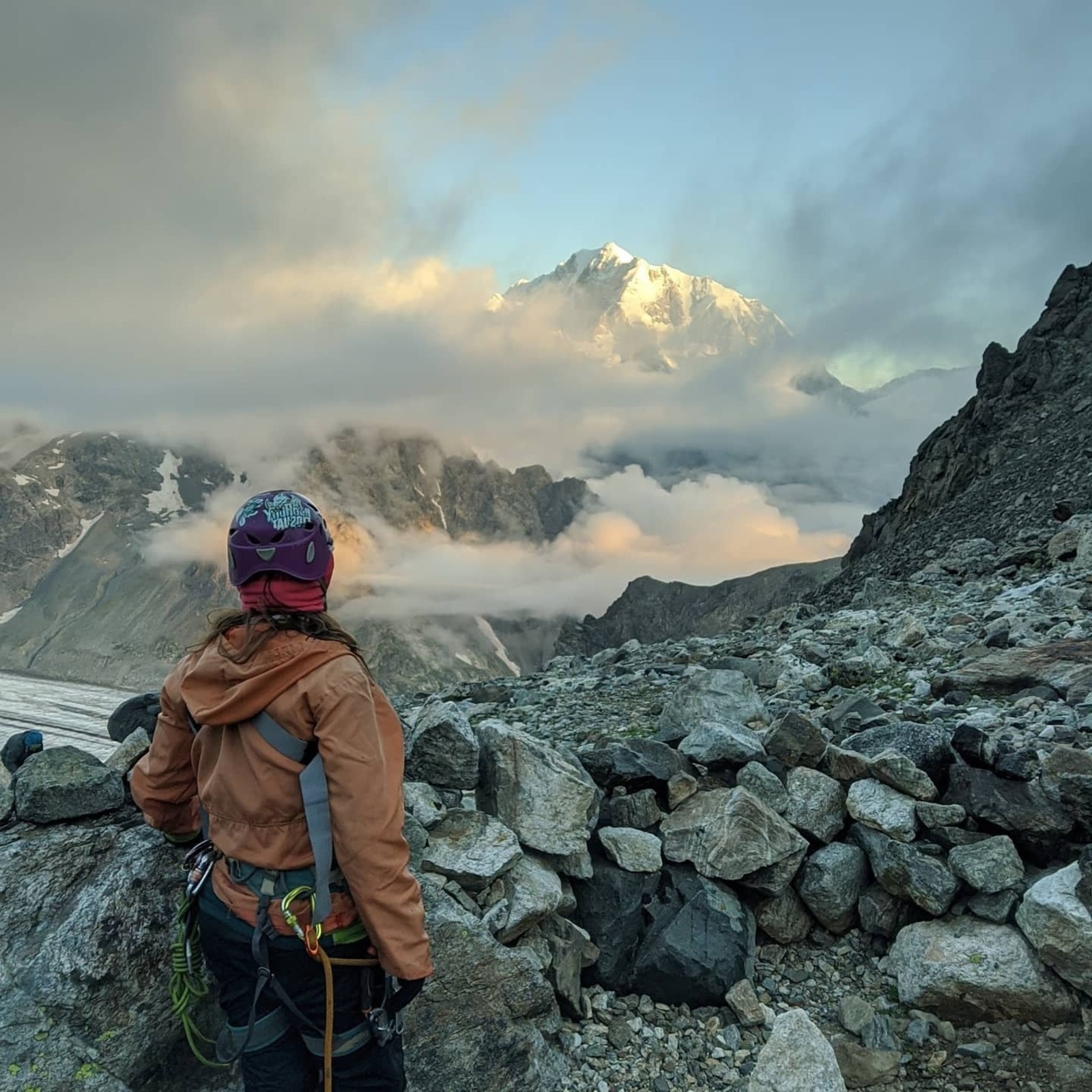 На Тянь-Шане погибла альпинистка из Башкортостана