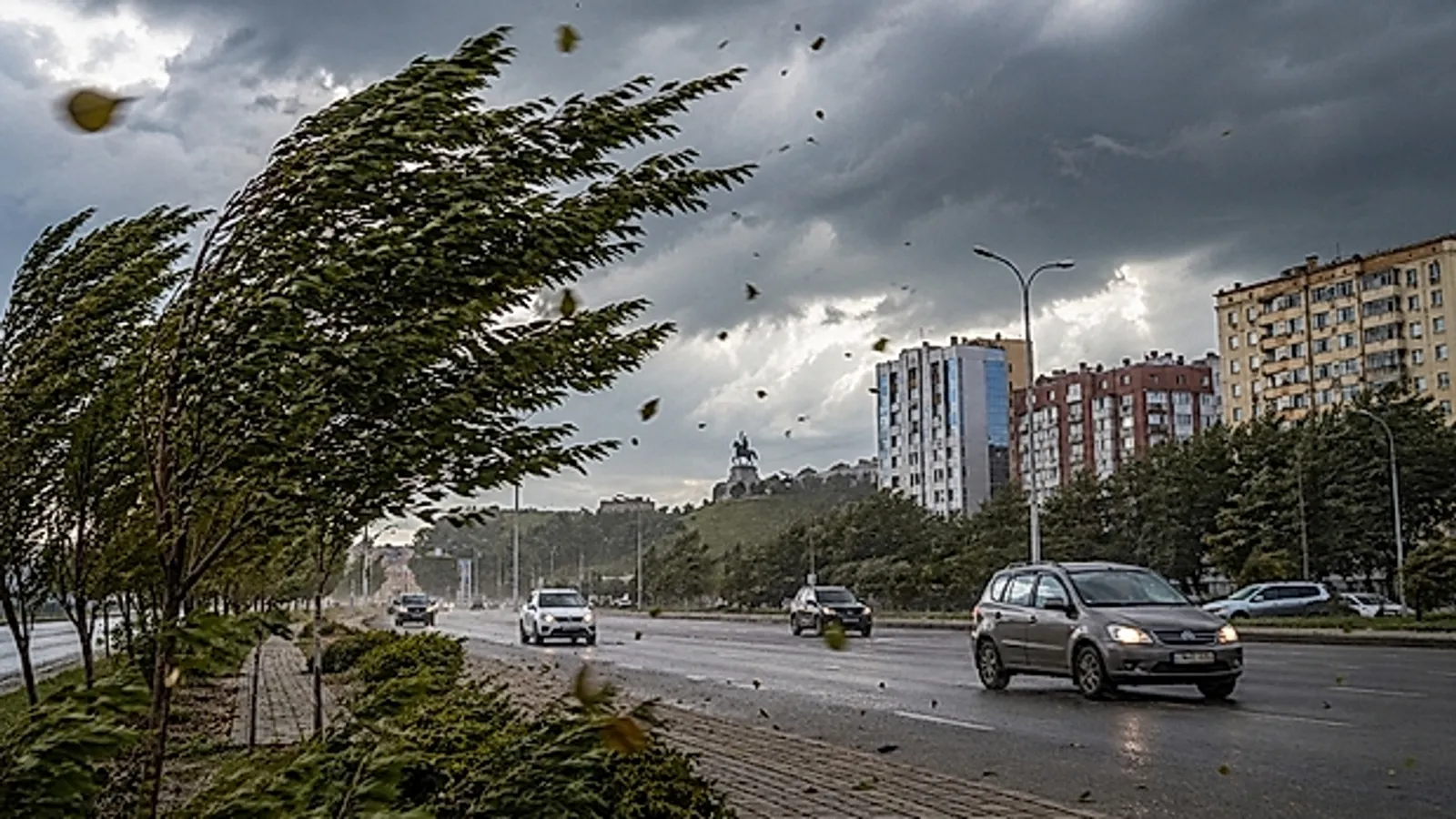 В Башкирии предупредили о сильном ветре до 20 м/с