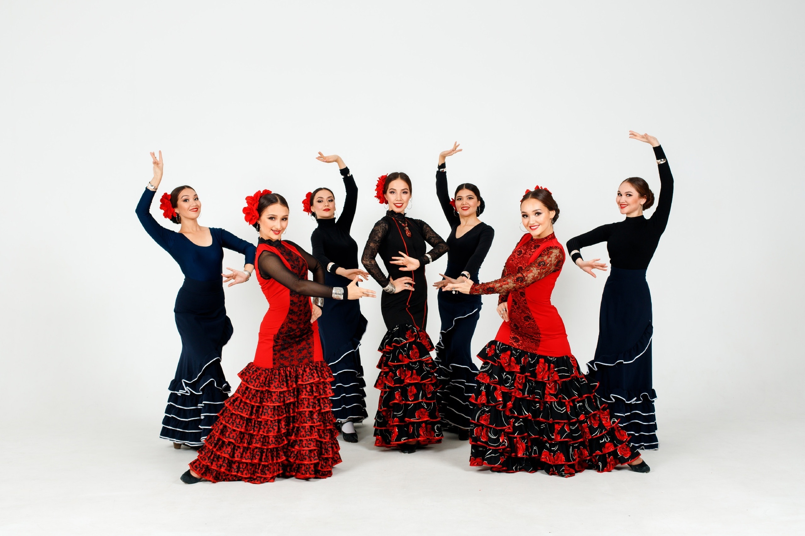 14 марта в РДК Кармаскалы — музыкально-хореографическое этно-шоу Роберта Юлдашева, группы «Курайсы» и ансамбля танца «Guzal-dance»