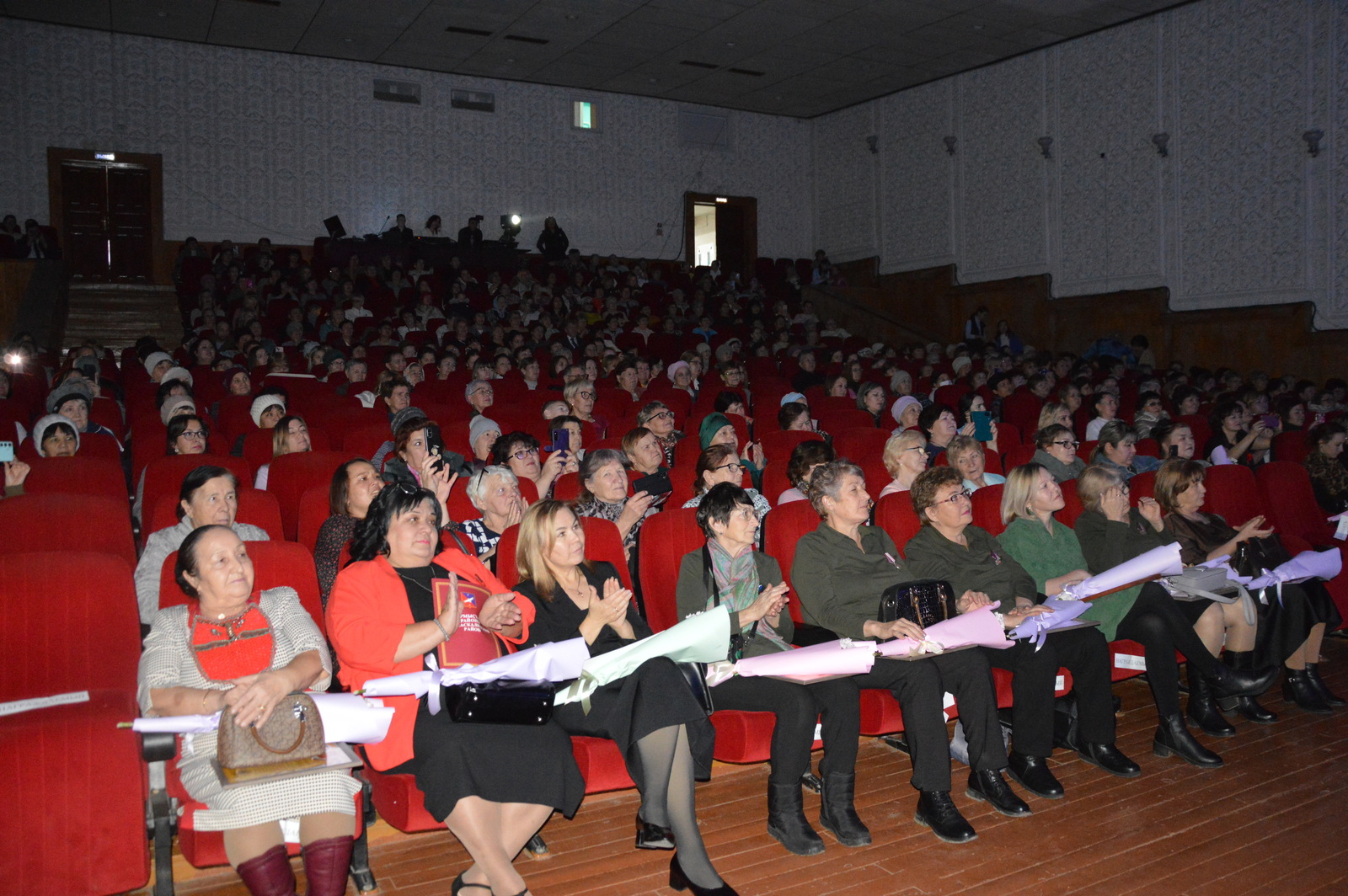 Иң ҡәҙерле кешеләргә арналды