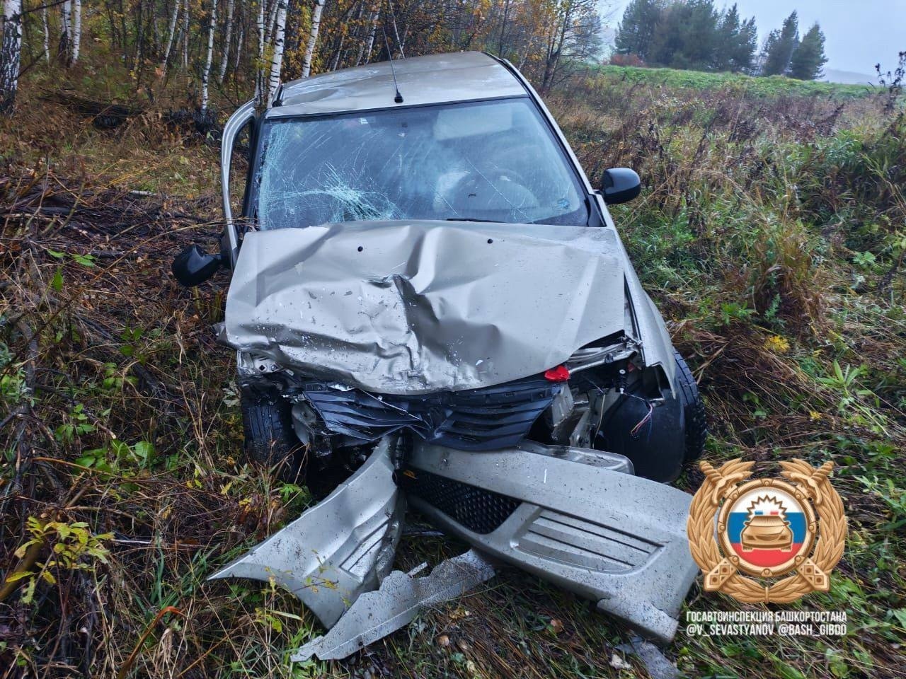 В Башкирии в лобовом столкновении погибли два человека