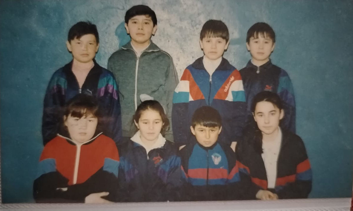 “Ҡайҙа ла ғына бармай, ниҙәр күрмәй Ир-егеткәй менән ат башы”