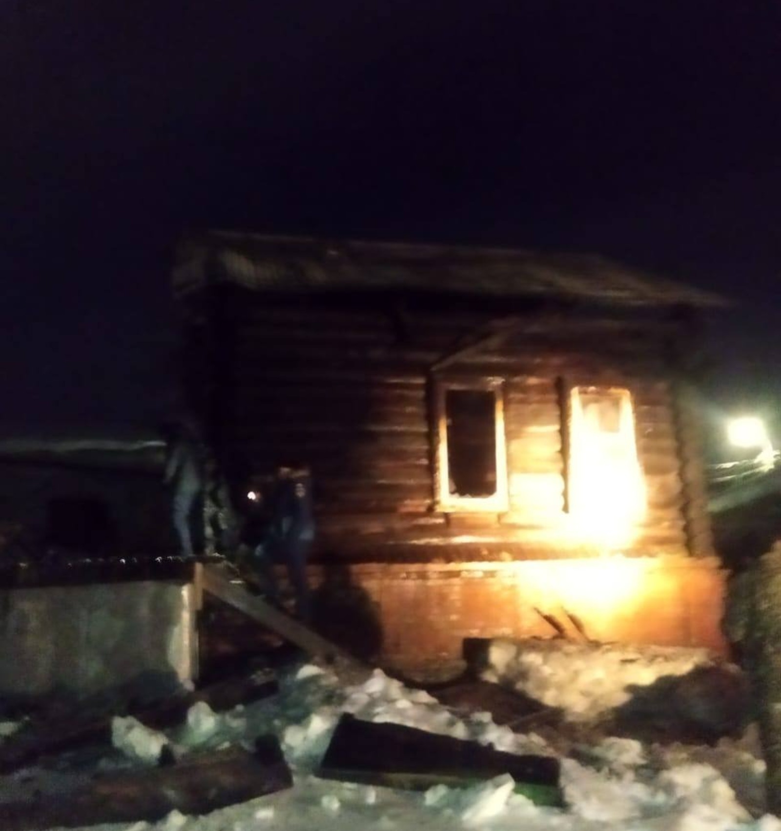 В Башкирии в сгоревшем доме нашли неопознанный труп