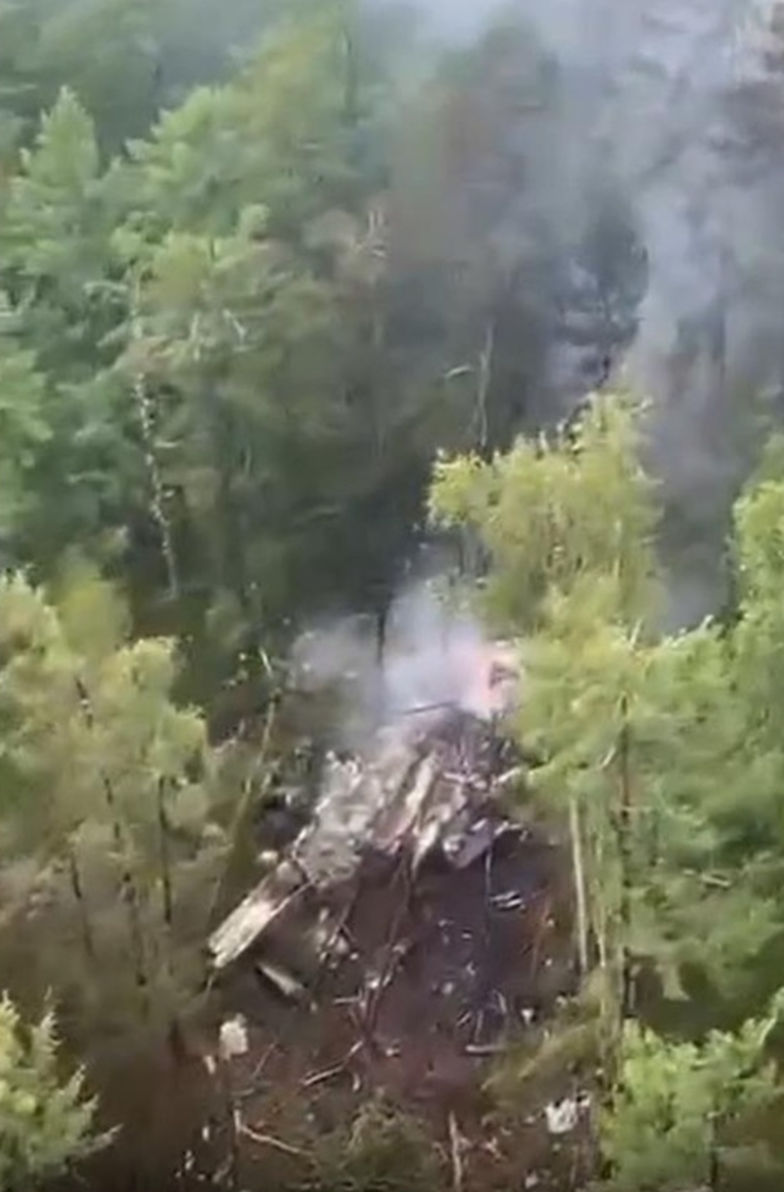 Пассажирҙар менән самолет ҡолаған