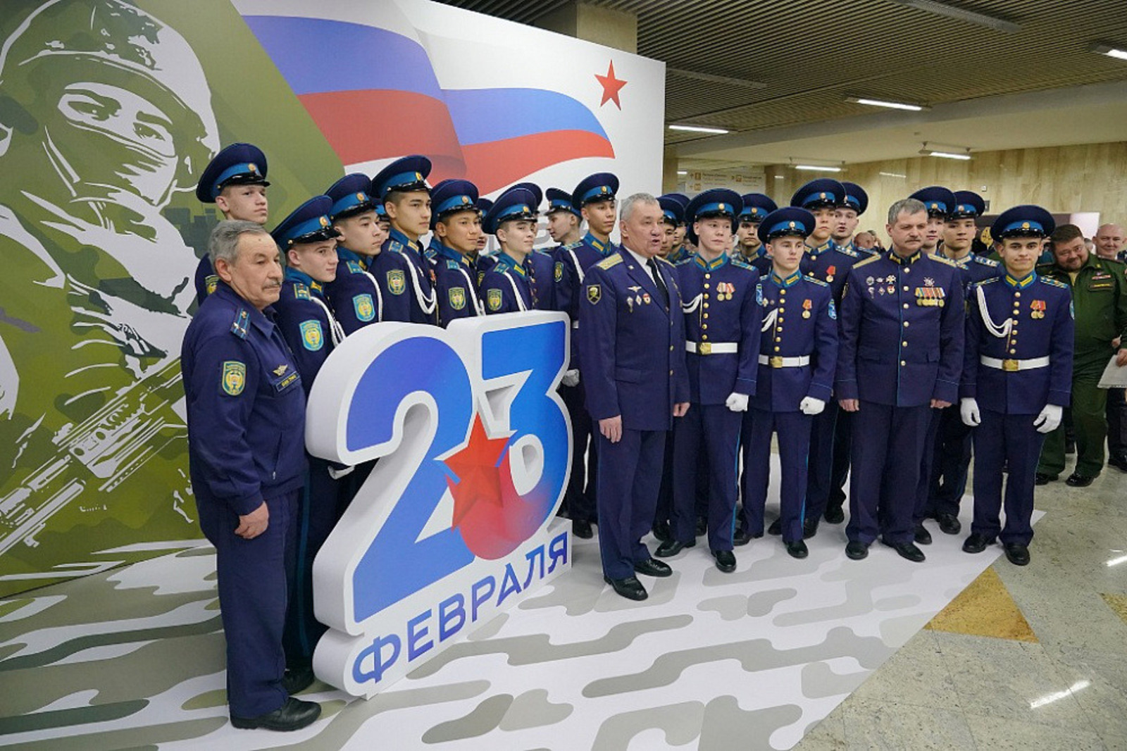 С начала СВО 6 уроженцев Башкирии стали Героями России, более 300 награждены орденами и медалями