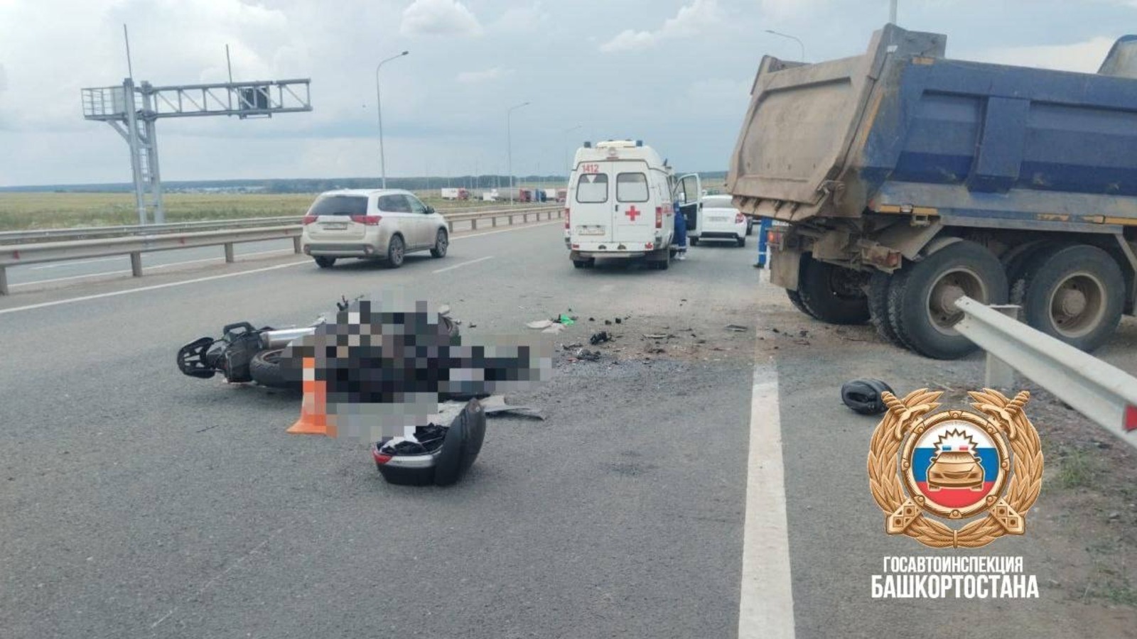 В Башкирии в ДТП с грузовиком погиб 38-летний мотоциклист