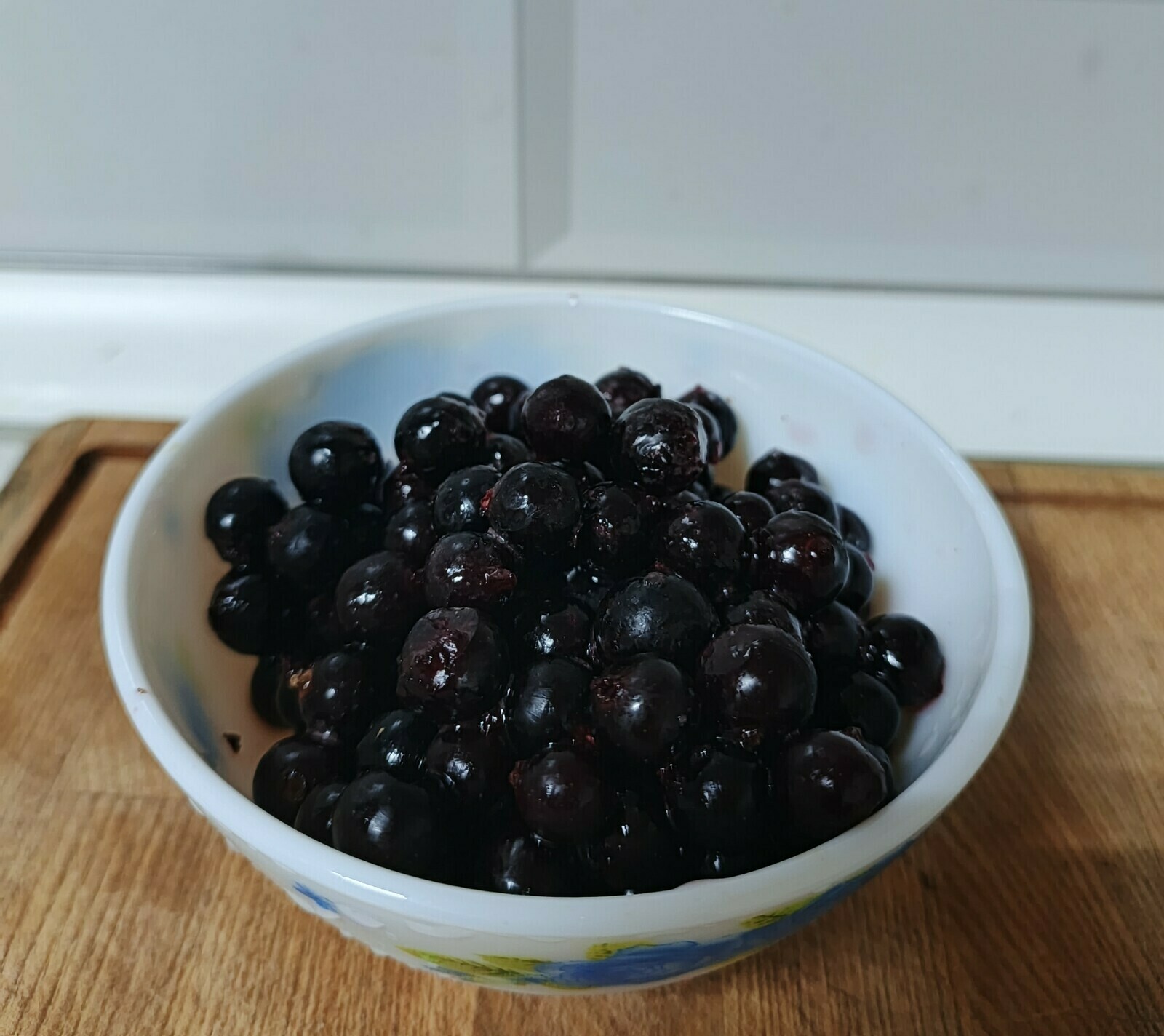 Ҡара ҡарағаттан соус