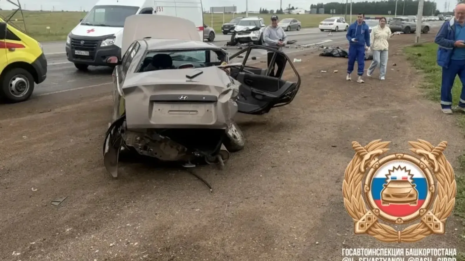 Один человек погиб, двое пострадали в массовой аварии под Уфой